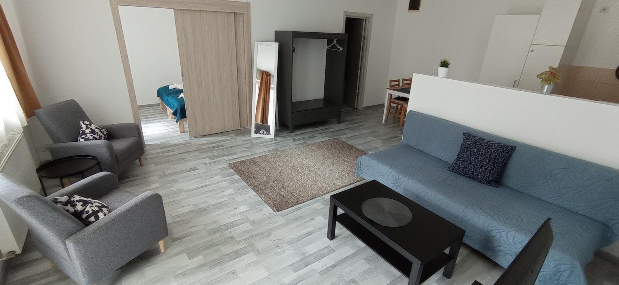 Akacfa Apartament *
